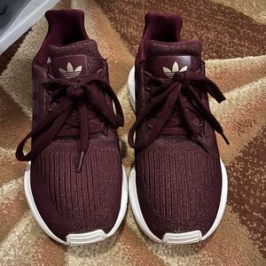 Maroon Adidas Tennis Shoes